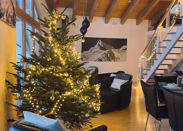 Victoria's - Luxurious Penthouse