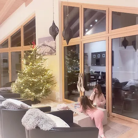 Apartment Victoria's - Luxurious Penthouse Saas-Fee